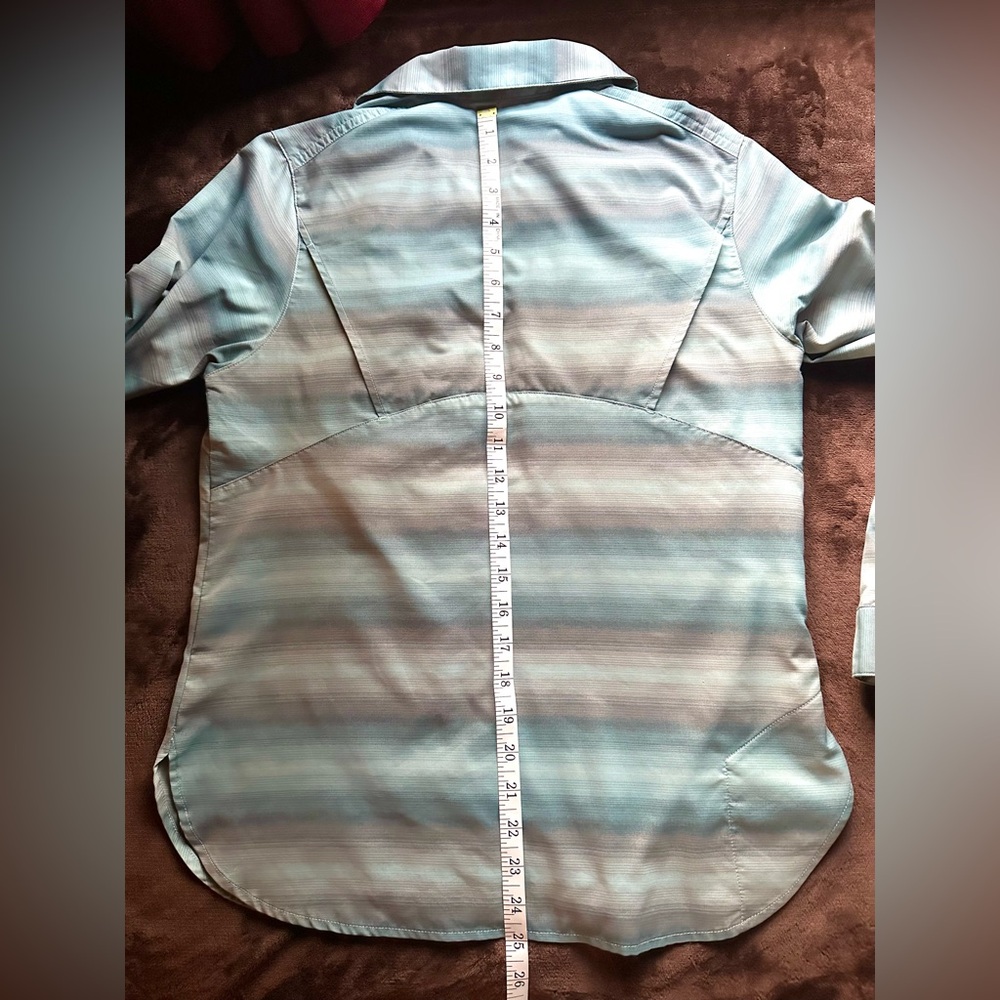 Columbia Women’s Pilsner Peak Novelty Button-front Shirt Size S - Picture 10 of 13